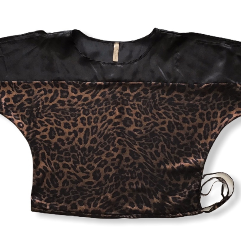 Carrie Allen Cold Shoulder Metallic Cheetah Blouse Drawcord EUC
